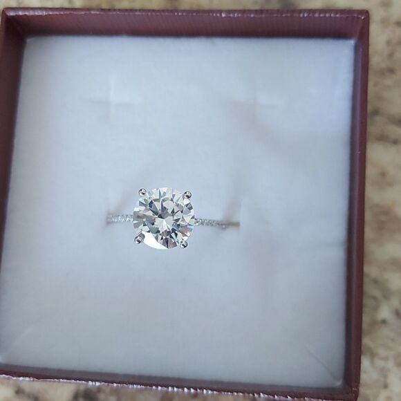 3 Carat Cubic Zircon Sterling Silver Ring - Picture 3 of 8